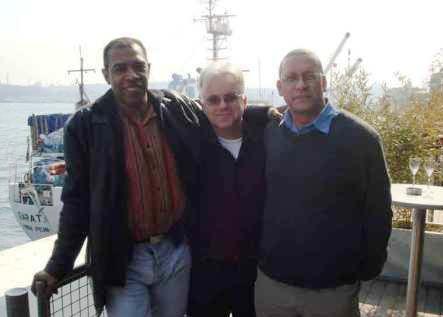 jo-al-and-gab Gabriel Gbadamosi, Jonathan Meth et moi à Istanbul